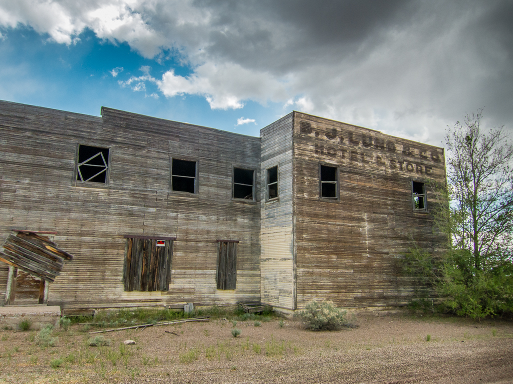 Lund Hotel, Modena, Utah