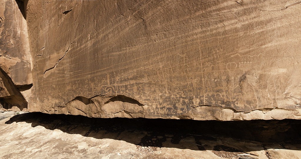 Junction Panel petroglyphs