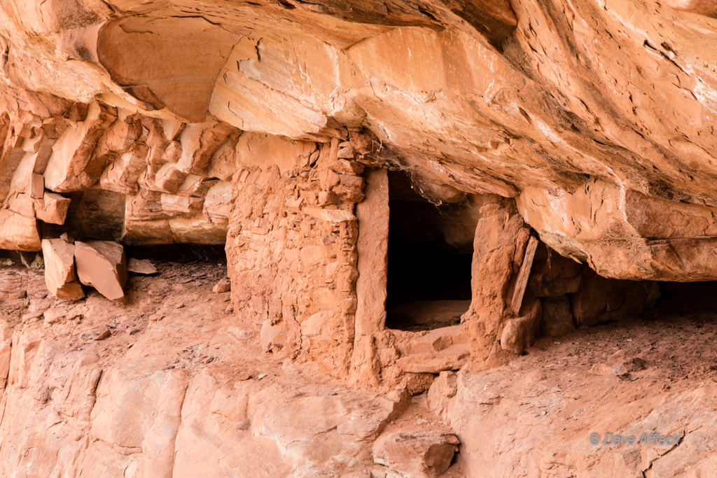 20140410_Grand%20Gulch_Hiking-Ruins-144W.jpg