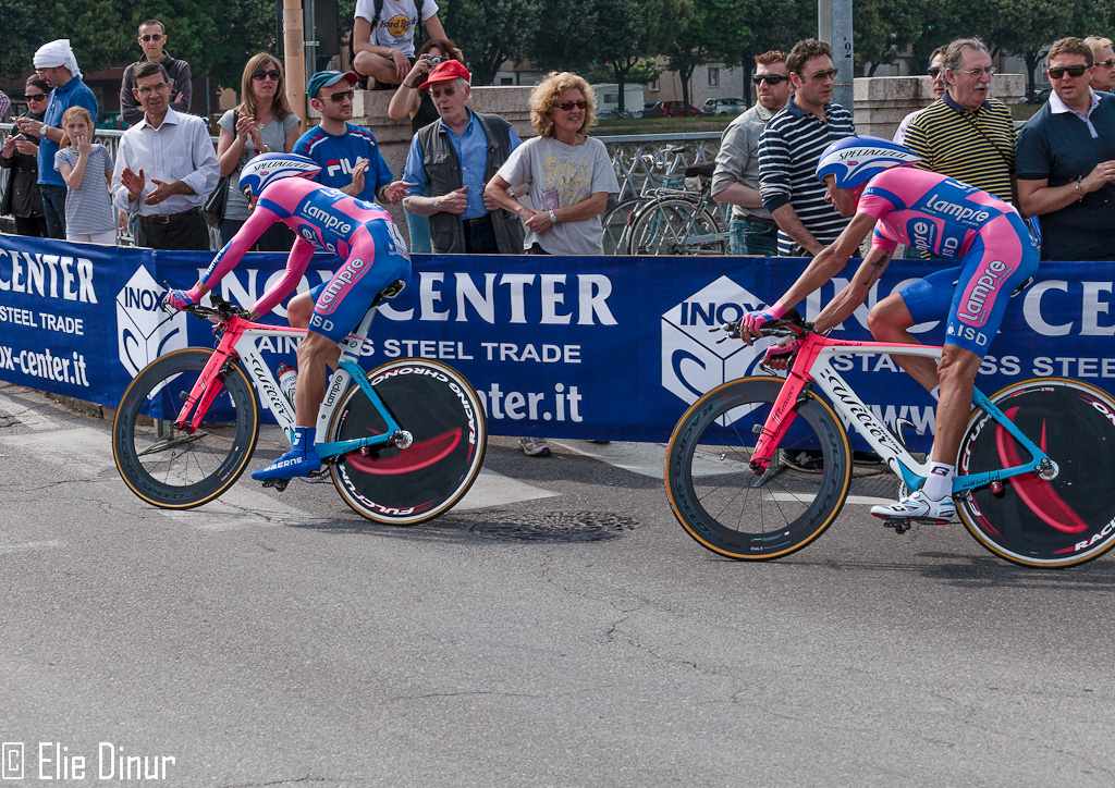 IMAGE: http://photos.imageevent.com/elied/giro2012/_MG_5602.jpg