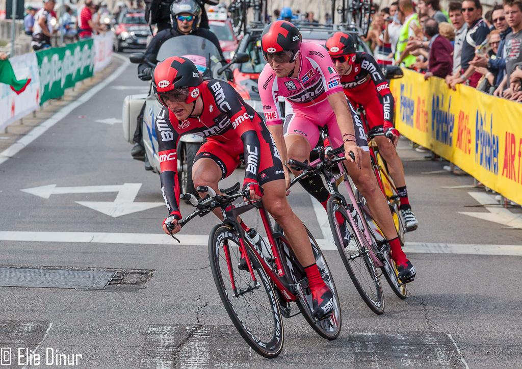 IMAGE: http://photos.imageevent.com/elied/giro2012/_MG_5725.jpg