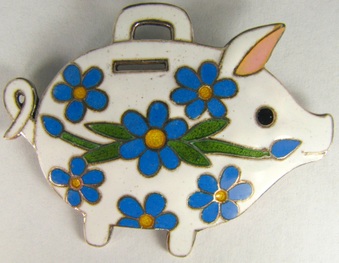 Designer brooches - pins