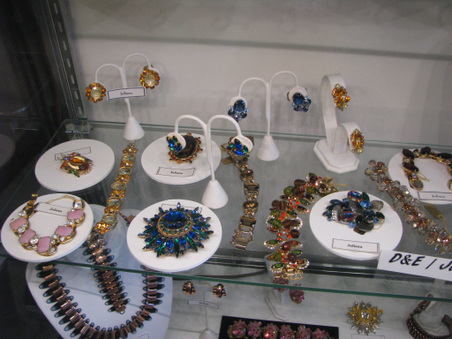 Stolen items from my mall case