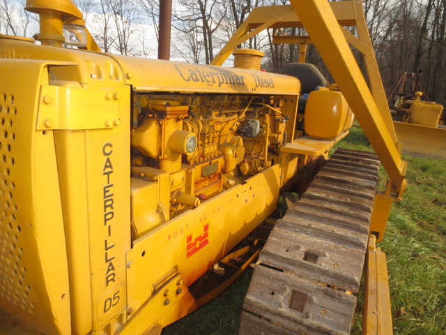 Rare 1939 D5 Crawler Tractor