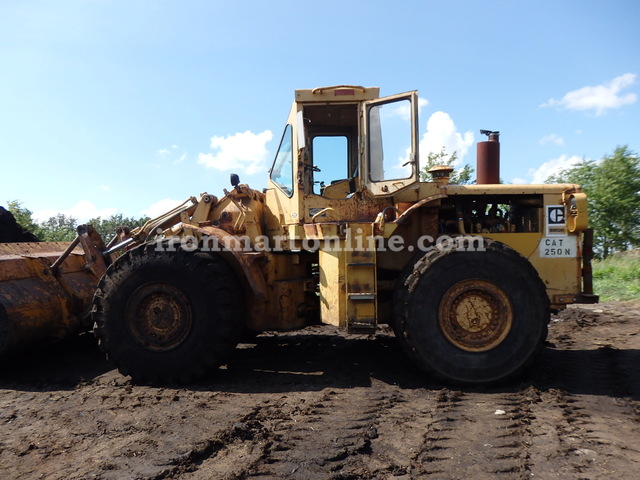 1975 Caterpillar 980B Loader