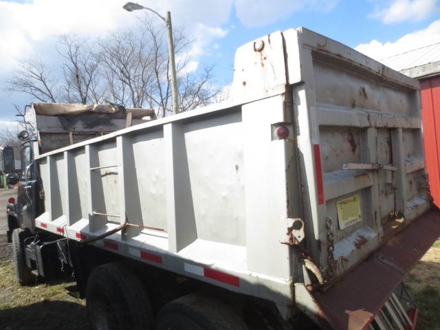 1979 Mack DM Tandem Axle Dump