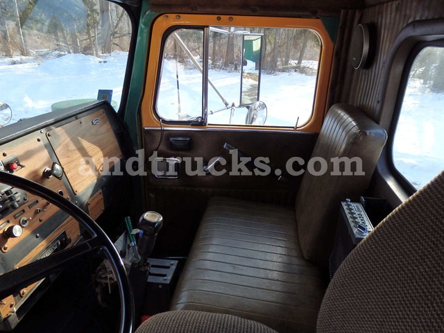 1986 Autocar Heavy Duty Haul Truck