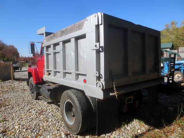 1994 Ford LN-7000 Single Axle Dump Truck