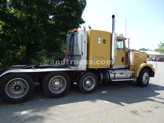 1995 Western Star Tri Axle Tractor