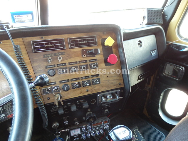 1995 Western Star Tri Axle Tractor