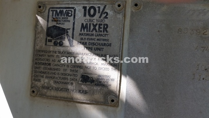 1998 Mack DM690 with McNeilas 10.5 mixer‏