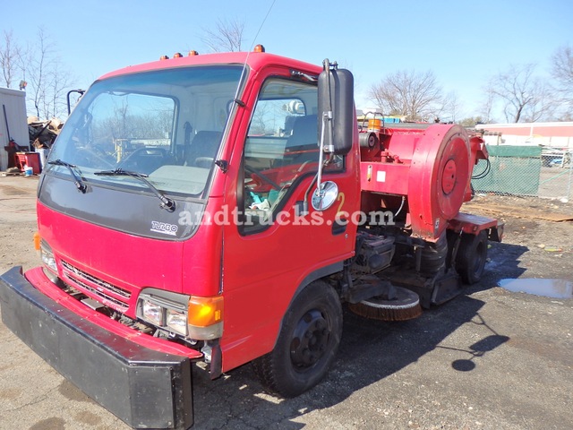 2001 Isuzu NPR with Tymco 210 Sweeper