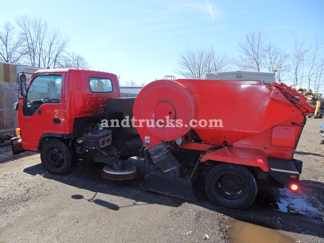 2001 Isuzu NPR with Tymco 210 Sweeper