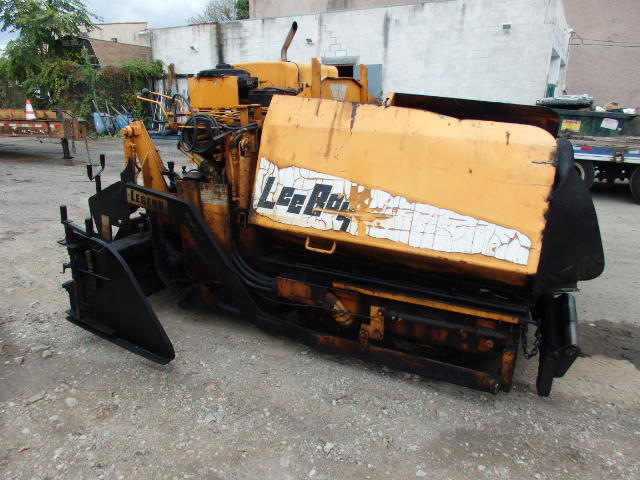 Leeboy 7000 Paver for sale