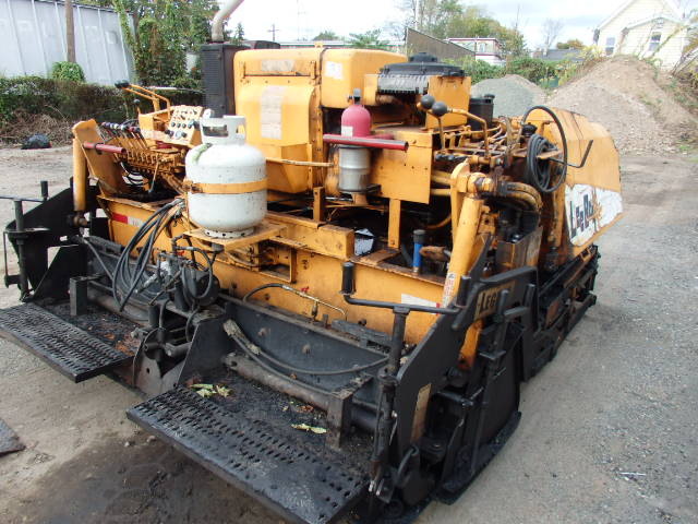 Leeboy 7000 Paver for sale