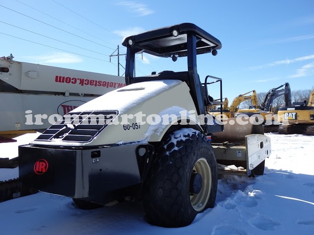 2005 SD 122DX Roller