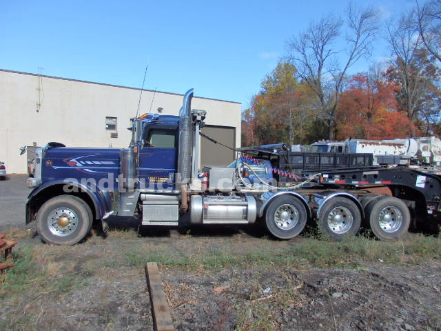 2009 Peterbilt heavy haul tri axle