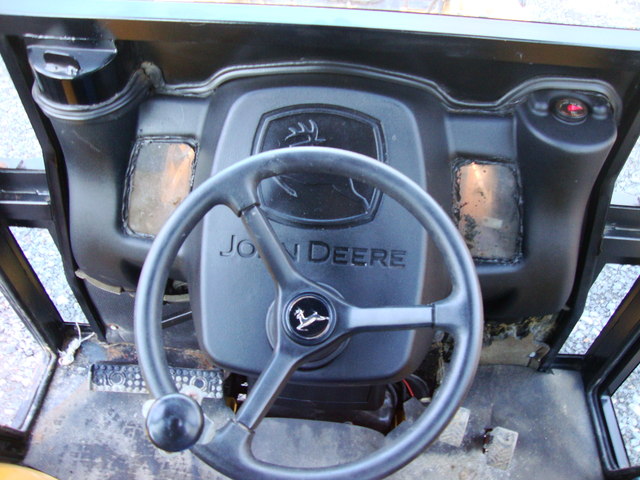 2003 John Deere 110  Backhoe  Loader