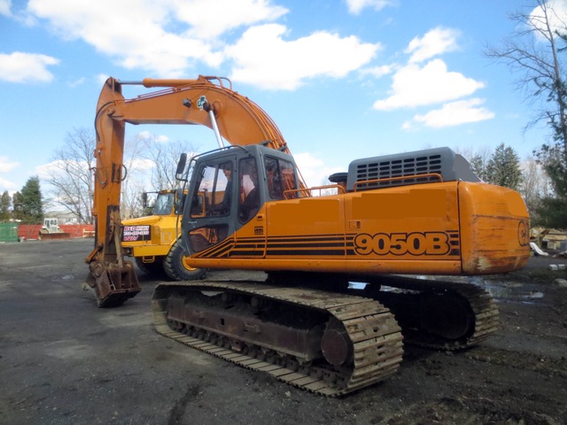 Case 9050B Excavator