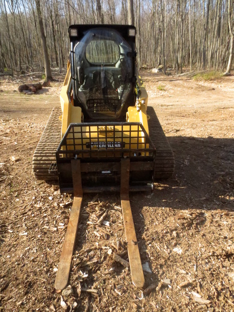 Caterpillar 277C Skid Loader