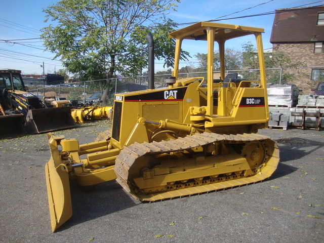 Cat D3C LGP Dozer