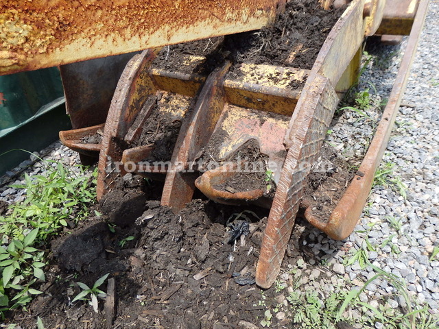 1987 Caterpillar 225 B LC Excavator With Grapple and Clean Out Bucket