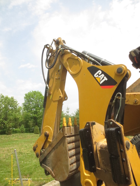 Caterpillar 450E Backhoe Loader