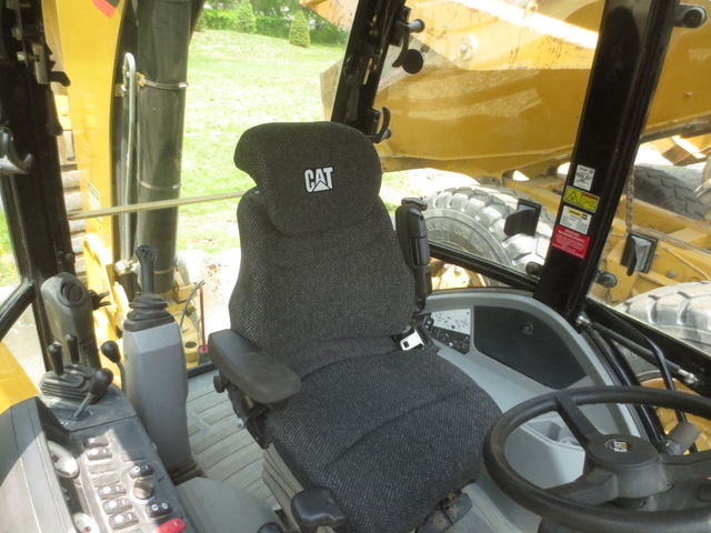 Caterpillar 450E Backhoe Loader