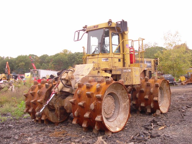 Photos of Caterpillar 826C Compactor Needs Engine Work