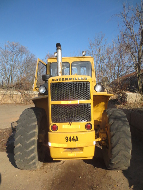 Caterpillar 944A Wheel Loader