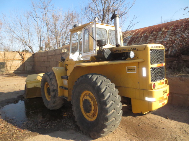 Caterpillar 944A Wheel Loader