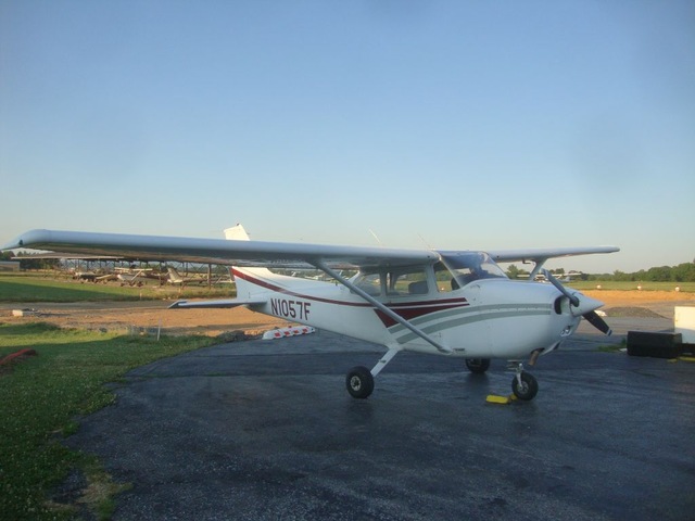 1980 Cessna 172N (N1057F) Skyhawk Plane