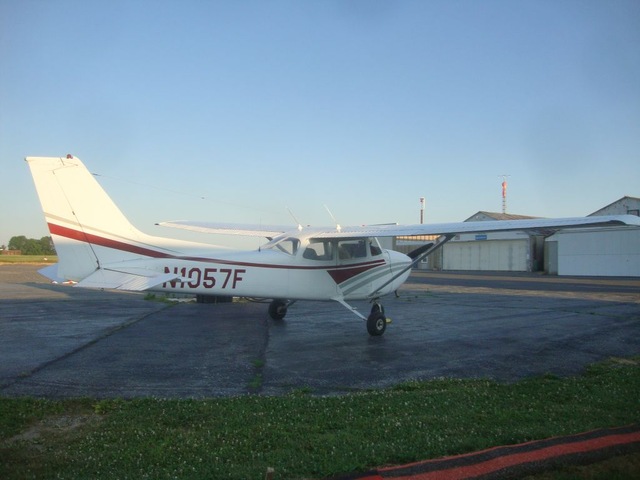 1980 Cessna 172N (N1057F) Skyhawk Plane