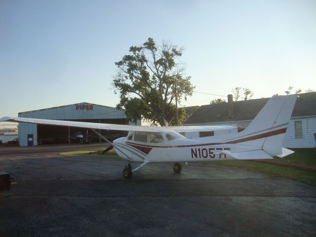 1980 Cessna 172N (N1057F) Skyhawk Plane