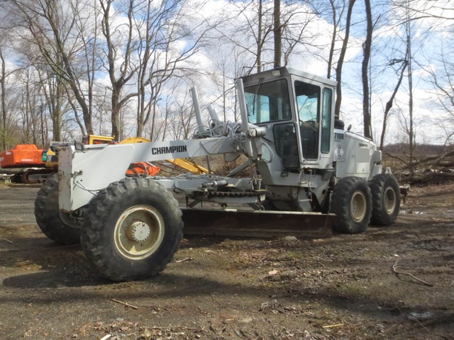 Champion 710A Series III Grader