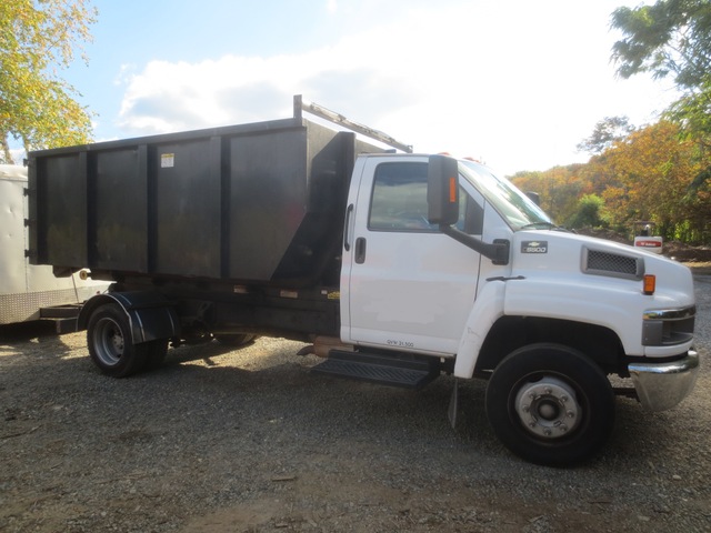 2006 Chevy Kodiak (C5500) Switch-n-Go Truck