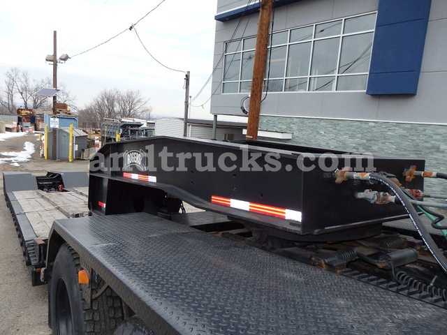 Mack CL713 Tri Axle Tractor with 55 Ton Lowboy