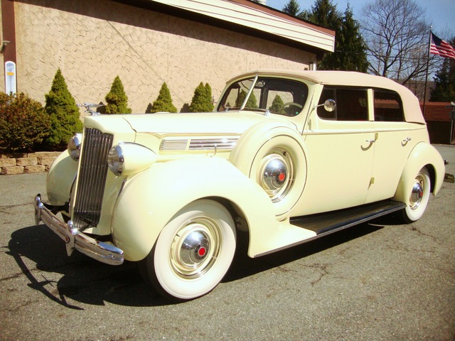 1938 Sedan Packard convertible