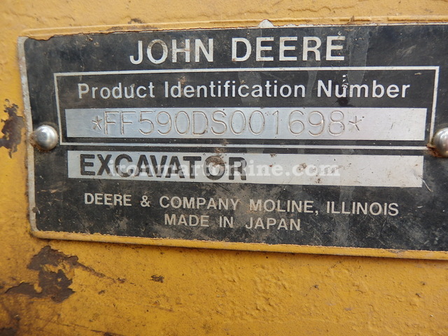 John Deere 590D Excavator