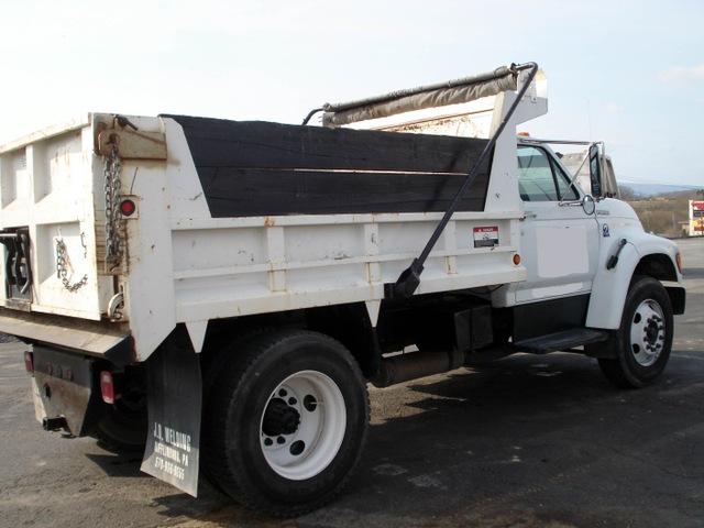 Ford F800 Single Axle Dump