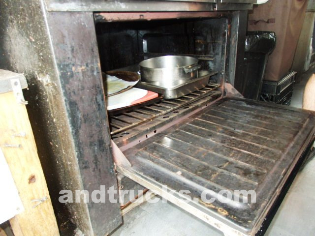 Fully equipped concession food truck for sale