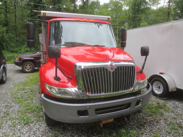 2003 International 4300 Single Axle Dump