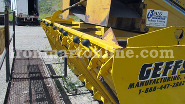 1995 WH Self-Propelled Chip Spreader
