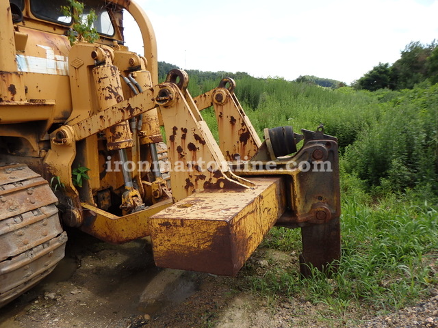 1975 IH Dresser TD25C Dozer