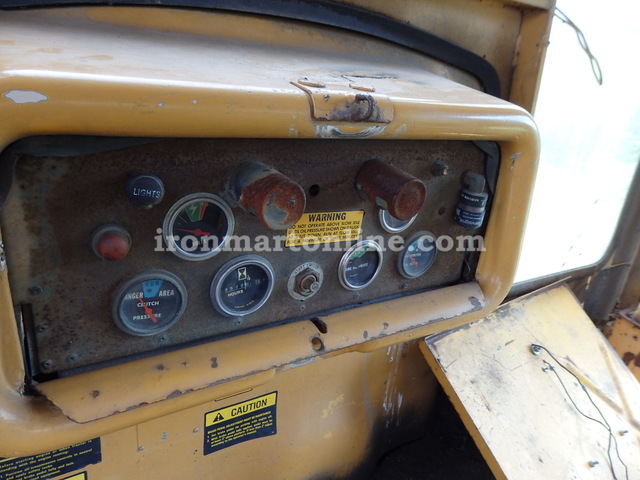 1975 IH Dresser TD25C Dozer