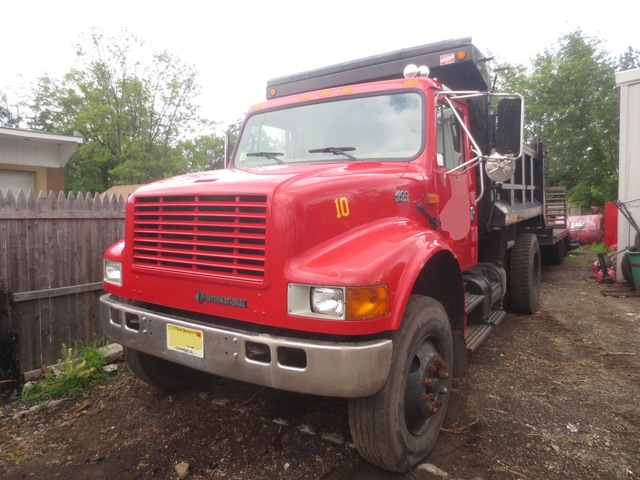 2001 International 4900 Single Axle Dump Truck