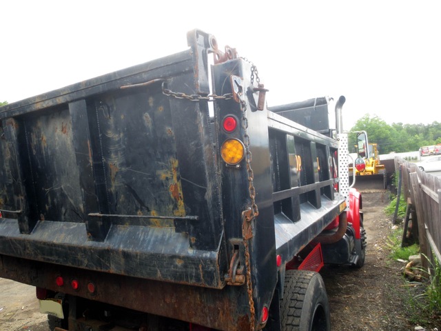 2001 International 4900 Single Axle Dump Truck