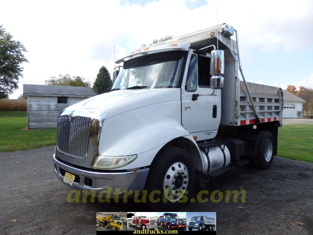 International 8600 Single Axle Dump With Big Horsepower