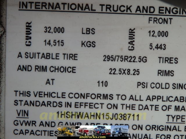 International 8600 Single Axle Dump With Big Horsepower