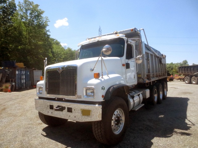 International 5500i Tri Axle Dump